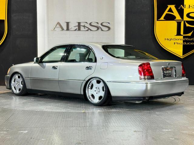 TOYOTA CROWN MAJESTA 3.0C TYPE | 2003 | SILVER II | 97802 km