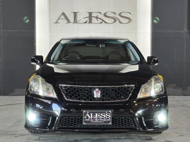クラウン ２．５アスリート　アニバーサリーエディション　後期モデル　黒革シート　ネジ式車高調　シャレン１９インチホイール　Ｂｌｕｅｔｏｏｔｈ対応　レギュラーガソリン車　イージークローズドア　シートヒーター＆クーラー（13枚目）