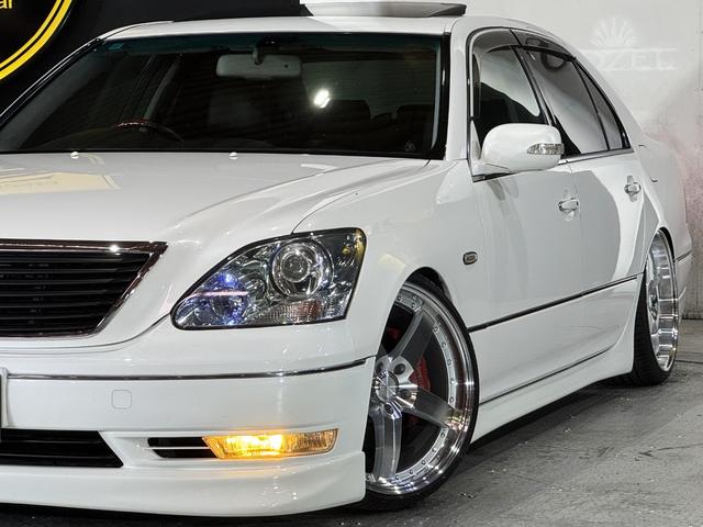 セルシオ Ｃ仕様　インテリアセレクション　黒革シート　サンルーフ　車高調変更公認済　新品ホイール　新品タイヤ　エアロ（16枚目）