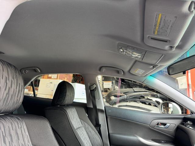 クラウン 　後期モデル　新品車高調　新品タイヤ　新品ホイール　Ｂｌｕｅｔｏｏｔｈオーディオ対応　レギュラーガソリン車　スマートキー（67枚目）