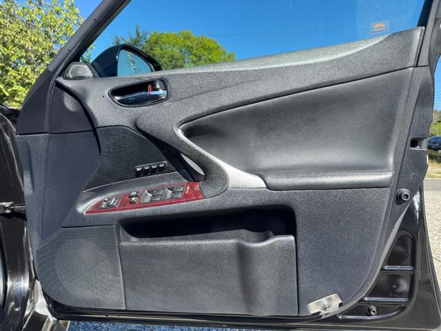ＩＳ ＩＳ２５０　バージョンＬ　黒革シート　スピンドルグリルエアロ　ブリッツフルタップ調整式車高調　レアマイスター２０インチホイ－ル　３眼ＬＥＤヘッドライト　ＬＥＤテール　フルエアロ　シートヒーター＆クーラー（72枚目）