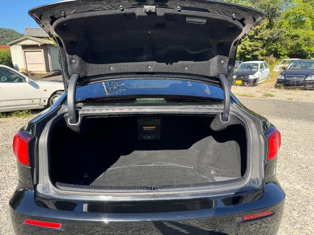 ＩＳ ＩＳ２５０　バージョンＬ　黒革シート　サンルーフ　現行ルックスピンドルグリルカスタム　ＩＳ－Ｆ仕様リアバンパー　ＷＯＲＫシーカー１９インチホイール　ＴＥＩＮフルタップ車高調　３眼ＬＥＤヘッドライト　ＬＥＤテール（71枚目）
