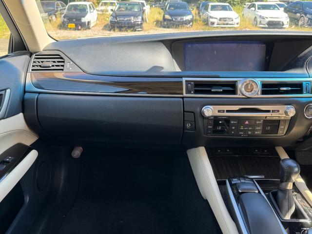ＧＳ ＧＳ２５０　Ｉパッケージ　後期ルックカスタム　ベージュ革シート　サンルーフ　新品フルタップ車高調　新品ＡＭＥシュタイナー２０インチホイール　新品タイヤ　フルエアロ　Ｂｌｕｅｔｏｏｔｈオーディオ対応（40枚目）