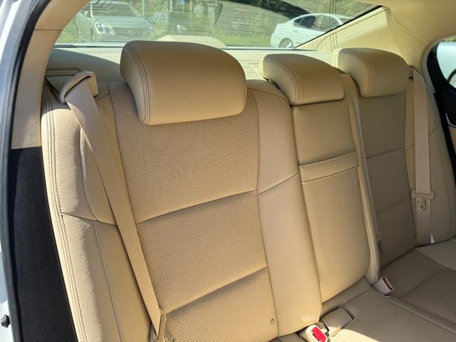 ＧＳ ＧＳ２５０　Ｉパッケージ　後期ルックカスタム　ベージュ革シート　サンルーフ　新品フルタップ車高調　新品ＡＭＥシュタイナー２０インチホイール　新品タイヤ　フルエアロ　Ｂｌｕｅｔｏｏｔｈオーディオ対応（61枚目）