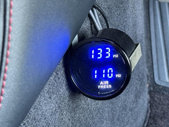 クラウン アスリートＧ－Ｔ　Ｇ－Ｔ　後期モデル　２０００ｃｃターボ　黒革シート　サンルーフ　エアサス公認済　Ｂｌｕｅｔｏｏｔｈオーディオ対応　ＷＯＲＫジースト１９インチ　シートヒーター＆クーラー　スマートキー２本（56枚目）
