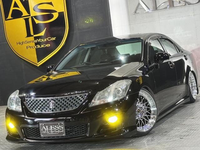 クラウン ２．５アスリート　ナビパッケージ　２５００ｃｃ　２０２ブラック　新品車高調　新品タイヤ　新品ＡＭＥシュタイナーＡＬＥＳＳオリジナルカラーホイール　スマートキーｘ２本　パワーシートＢｌｕｅｔｏｏｔｈオーディオ対応　バックカメラ（17枚目）