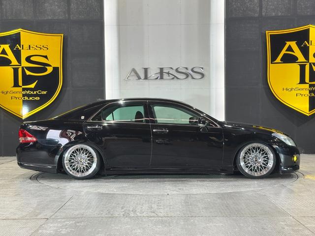 クラウン ２．５アスリート　ナビパッケージ　２５００ｃｃ　２０２ブラック　新品車高調　新品タイヤ　新品ＡＭＥシュタイナーＡＬＥＳＳオリジナルカラーホイール　スマートキーｘ２本　パワーシートＢｌｕｅｔｏｏｔｈオーディオ対応　バックカメラ（31枚目）