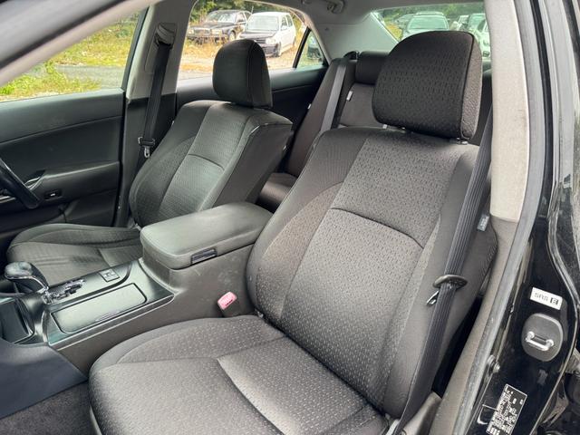 クラウン ２．５アスリート　ナビパッケージ　２５００ｃｃ　２０２ブラック　新品車高調　新品タイヤ　新品ＡＭＥシュタイナーＡＬＥＳＳオリジナルカラーホイール　スマートキーｘ２本　パワーシートＢｌｕｅｔｏｏｔｈオーディオ対応　バックカメラ（56枚目）