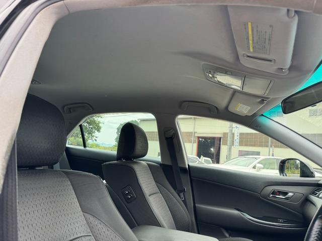 クラウン ２．５アスリート　ナビパッケージ　２５００ｃｃ　２０２ブラック　新品車高調　新品タイヤ　新品ＡＭＥシュタイナーＡＬＥＳＳオリジナルカラーホイール　スマートキーｘ２本　パワーシートＢｌｕｅｔｏｏｔｈオーディオ対応　バックカメラ（66枚目）