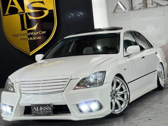 クラウン アスリート　サンルーフ　ＲＯＺＥＬエアロ　ツインフォグキット　ＷＯＲＫシュバート２０インチ　新品車高調　新品タイヤ組替済　スマートキー　プッシュスタート　パワーシート（2枚目）