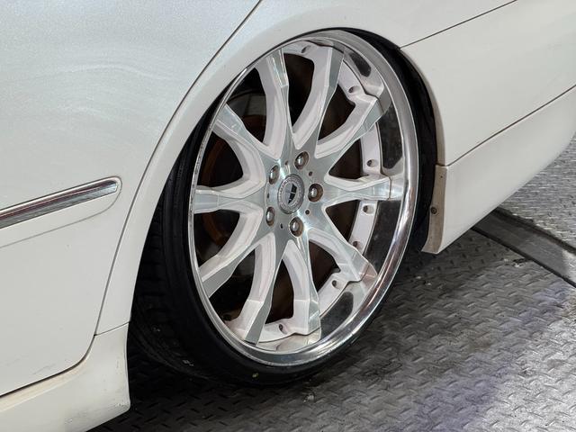 クラウン アスリート　サンルーフ　ＲＯＺＥＬエアロ　ツインフォグキット　ＷＯＲＫシュバート２０インチ　新品車高調　新品タイヤ組替済　スマートキー　プッシュスタート　パワーシート（34枚目）