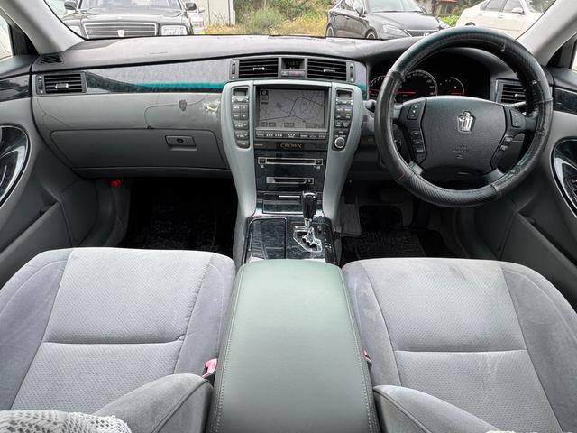 クラウン アスリート　サンルーフ　ＲＯＺＥＬエアロ　ツインフォグキット　ＷＯＲＫシュバート２０インチ　新品車高調　新品タイヤ組替済　スマートキー　プッシュスタート　パワーシート（37枚目）