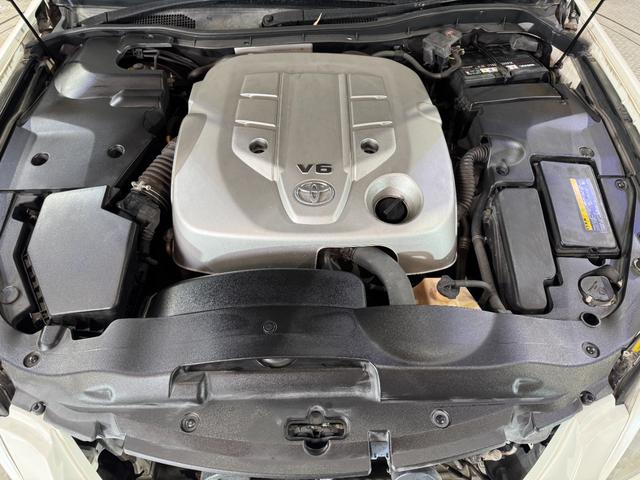 クラウン アスリート　サンルーフ　ＲＯＺＥＬエアロ　ツインフォグキット　ＷＯＲＫシュバート２０インチ　新品車高調　新品タイヤ組替済　スマートキー　プッシュスタート　パワーシート（76枚目）