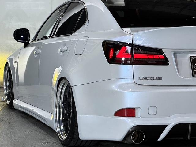 ＩＳ ＩＳ２５０　バージョンＩ　エアサス公認済　ハーフレザーシート　現行ルックスピンドルグリルキット　３眼ＬＥＤヘッド　ＬＥＤファイバーテール　ＷＯＲＫエモーション１９インチ　社外リアマフラー（26枚目）