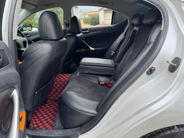 ＩＳ ＩＳ２５０　バージョンＩ　エアサス公認済　ハーフレザーシート　現行ルックスピンドルグリルキット　３眼ＬＥＤヘッド　ＬＥＤファイバーテール　ＷＯＲＫエモーション１９インチ　社外リアマフラー（64枚目）