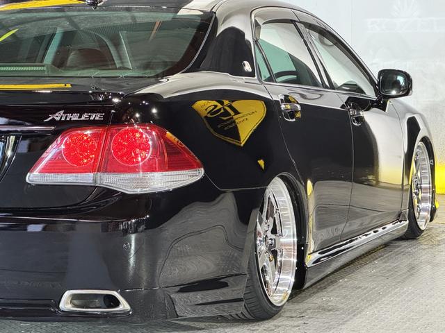 クラウン アスリート 200系 後期モデル 2500cc レギュラーガソリン車 Bluetoothオーディオ対応 黒革シート 新品車高調 新品タイヤ 新品19インチホイールALESSオリジナルカラー ハーフエアロ(27枚目)