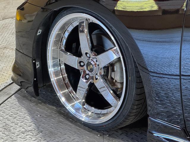 クラウン アスリート 200系 後期モデル 2500cc レギュラーガソリン車 Bluetoothオーディオ対応 黒革シート 新品車高調 新品タイヤ 新品19インチホイールALESSオリジナルカラー ハーフエアロ(34枚目)