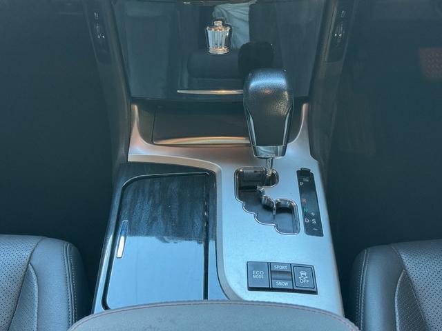 クラウン アスリート 200系 後期モデル 2500cc レギュラーガソリン車 Bluetoothオーディオ対応 黒革シート 新品車高調 新品タイヤ 新品19インチホイールALESSオリジナルカラー ハーフエアロ(42枚目)