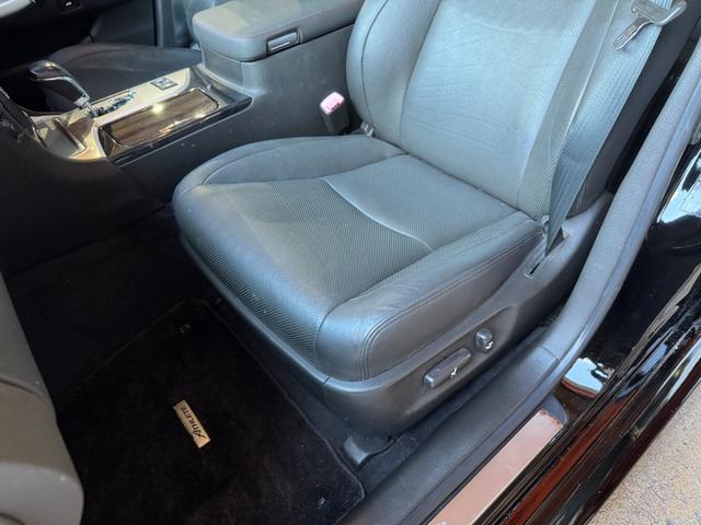 クラウン アスリート 200系 後期モデル 2500cc レギュラーガソリン車 Bluetoothオーディオ対応 黒革シート 新品車高調 新品タイヤ 新品19インチホイールALESSオリジナルカラー ハーフエアロ(57枚目)