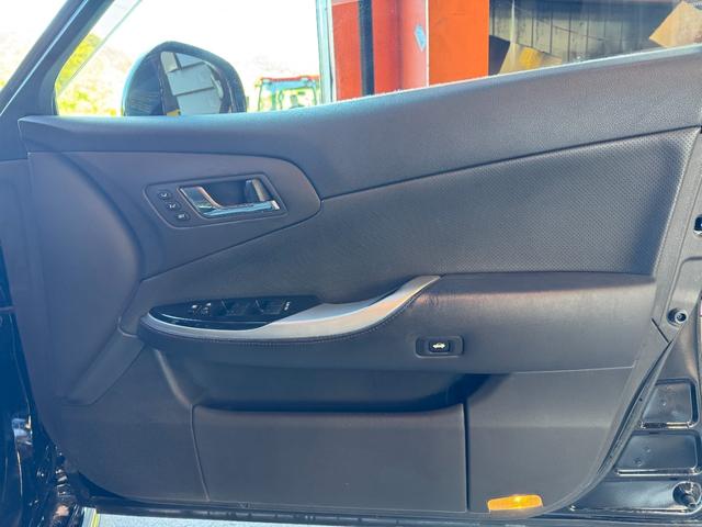 クラウン アスリート 200系 後期モデル 2500cc レギュラーガソリン車 Bluetoothオーディオ対応 黒革シート 新品車高調 新品タイヤ 新品19インチホイールALESSオリジナルカラー ハーフエアロ(69枚目)