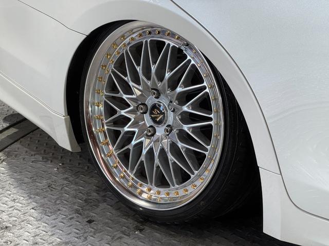 クラウンハイブリッド アスリートＳ　後期モデル　４４７００ｋｍ　ＷＯＲＫ　ＶＳ－ＸＶ１９インチ　ＴＥＩＮ車高調　ＶＡＬＥＮＴＩテール　キャンバーアダプター　４本出しマフラー　Ｂｌｕｅｔｏｏｔｈ対応　レギュラーガソリン車　スマートキー２本（36枚目）