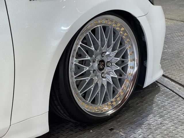 クラウンハイブリッド アスリートＳ　後期モデル　４４７００ｋｍ　ＷＯＲＫ　ＶＳ－ＸＶ１９インチ　ＴＥＩＮ車高調　ＶＡＬＥＮＴＩテール　キャンバーアダプター　４本出しマフラー　Ｂｌｕｅｔｏｏｔｈ対応　レギュラーガソリン車　スマートキー２本（37枚目）