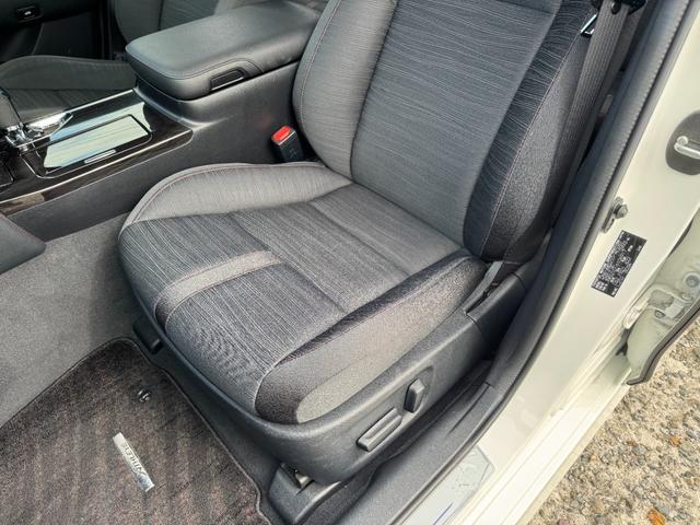 クラウンハイブリッド アスリートＳ　後期モデル　４４７００ｋｍ　ＷＯＲＫ　ＶＳ－ＸＶ１９インチ　ＴＥＩＮ車高調　ＶＡＬＥＮＴＩテール　キャンバーアダプター　４本出しマフラー　Ｂｌｕｅｔｏｏｔｈ対応　レギュラーガソリン車　スマートキー２本（57枚目）