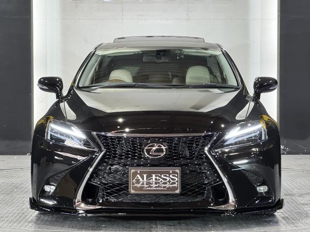 ＩＳ ＩＳ２５０　バージョンＬ　後期モデル　マクレビ　革シート　サンルーフ　現行ルックスピンドルグリルキット　フルエアロ　マルチフォルケッタ２０インチホイール　新品車高調　Ｂｌｕｅｔｏｏｔｈオーディオ対応　バックカメラ　社外マフラー（11枚目）