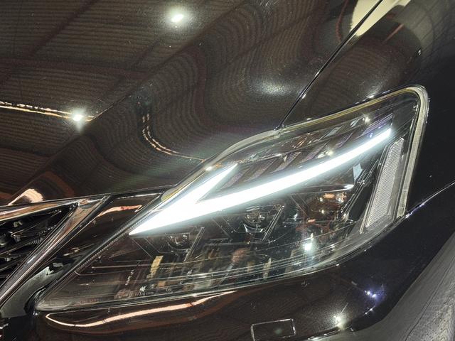 ＩＳ ＩＳ２５０　バージョンＬ　後期モデル　マクレビ　革シート　サンルーフ　現行ルックスピンドルグリルキット　フルエアロ　マルチフォルケッタ２０インチホイール　新品車高調　Ｂｌｕｅｔｏｏｔｈオーディオ対応　バックカメラ　社外マフラー（19枚目）