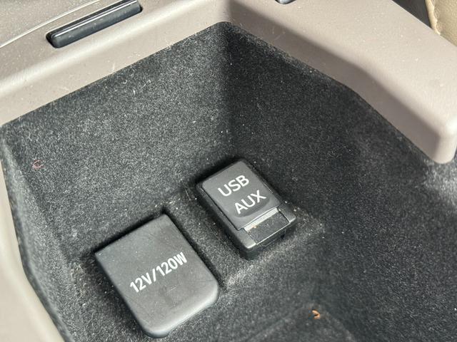 ＩＳ ＩＳ２５０　バージョンＬ　後期モデル　マクレビ　革シート　サンルーフ　現行ルックスピンドルグリルキット　フルエアロ　マルチフォルケッタ２０インチホイール　新品車高調　Ｂｌｕｅｔｏｏｔｈオーディオ対応　バックカメラ　社外マフラー（51枚目）