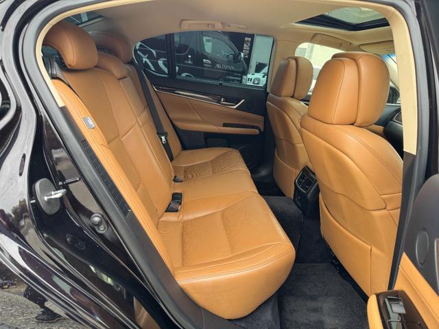 ＧＳ ＧＳ４５０ｈ　バージョンＬ　本革シート　サンルーフ　エアサス　後期ルックスピンドルグリルキット　一文字ＬＥＤテール　エンジンスターター　新品タイヤ　新品ホイール２０インチシュタイナー　Ｂｌｕｅｔｏｏｔｈ対応　ラメ入ダークパープル（67枚目）