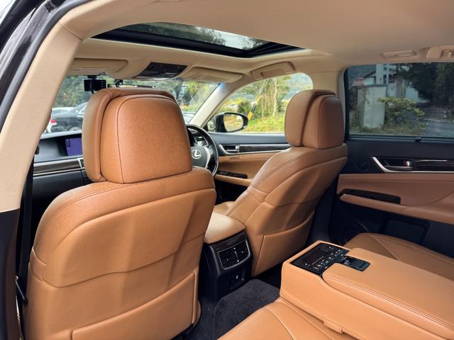 ＧＳ ＧＳ４５０ｈ　バージョンＬ　本革シート　サンルーフ　エアサス　後期ルックスピンドルグリルキット　一文字ＬＥＤテール　エンジンスターター　新品タイヤ　新品ホイール２０インチシュタイナー　Ｂｌｕｅｔｏｏｔｈ対応　ラメ入ダークパープル（72枚目）