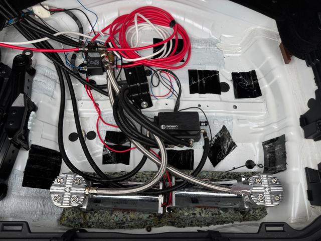 ＧＳ ＧＳ４５０ｈ　バージョンＬ　本革シート　サンルーフ　エアサス　後期ルックスピンドルグリルキット　一文字ＬＥＤテール　エンジンスターター　新品タイヤ　新品ホイール２０インチシュタイナー　Ｂｌｕｅｔｏｏｔｈ対応　ラメ入ダークパープル（80枚目）