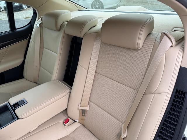 ＧＳ ＧＳ４５０ｈ　Ｉパッケージ　本革シート　サンルーフ　新品車高調　新品タイヤ　新品２０インチホイール　後期ルックエアロバンパー　Ｂｌｕｅｔｏｏｔｈオーディオ対応　バックモニター　シートヒーター＆エアコン（70枚目）