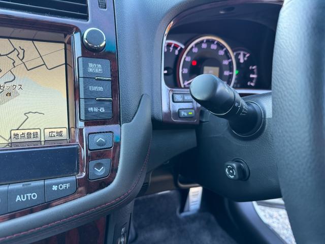 クラウン アスリート 後期モデル 黒革シート Bluetooth対応 RSR車高調 WORKグノーシス20インチ タイヤ4本新品組換済 アルパオンリアモニター ZEESマフラー 天張張替 ウッド調内装パネル セキュリティ(49枚目)