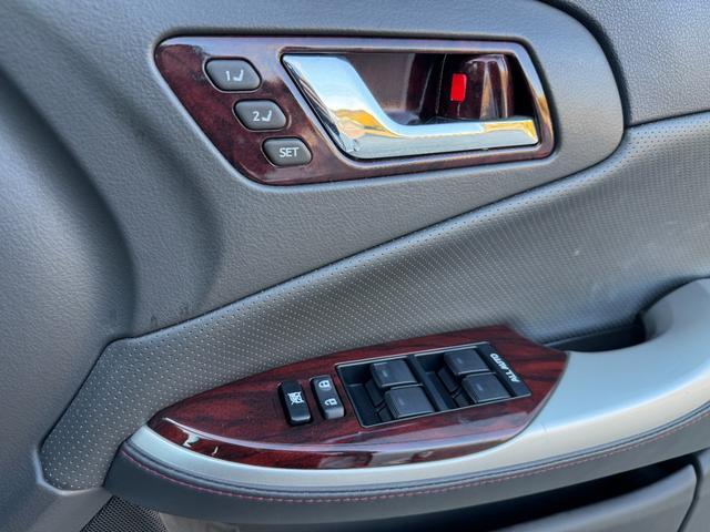 クラウン アスリート 後期モデル 黒革シート Bluetooth対応 RSR車高調 WORKグノーシス20インチ タイヤ4本新品組換済 アルパオンリアモニター ZEESマフラー 天張張替 ウッド調内装パネル セキュリティ(53枚目)