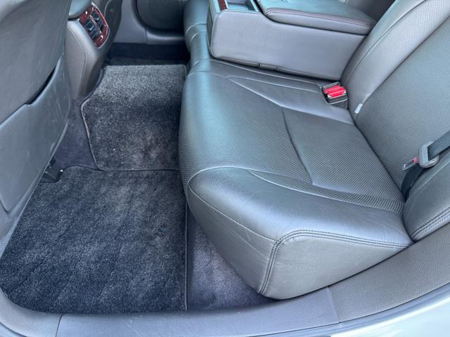 クラウン アスリート 後期モデル 黒革シート Bluetooth対応 RSR車高調 WORKグノーシス20インチ タイヤ4本新品組換済 アルパオンリアモニター ZEESマフラー 天張張替 ウッド調内装パネル セキュリティ(67枚目)