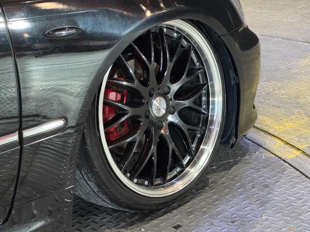 クラウン アスリート　６０ｔｈスペシャルエディション　ゼロクラ後期　イデアルエアサス　メーガンレーシングアッパーアーム　シートカバー　４本出しマフラー　電磁弁リモコン式エアサスキット　公認車検可　ロクサーニ２０インチホイール　バックモニター（41枚目）