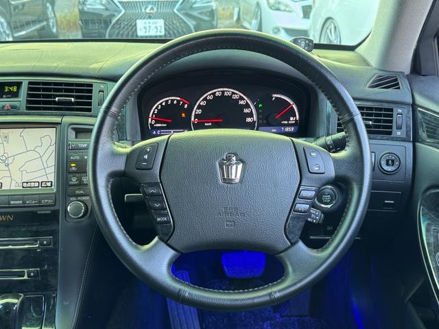 クラウン アスリート　６０ｔｈスペシャルエディション　ゼロクラ後期　イデアルエアサス　メーガンレーシングアッパーアーム　シートカバー　４本出しマフラー　電磁弁リモコン式エアサスキット　公認車検可　ロクサーニ２０インチホイール　バックモニター（43枚目）