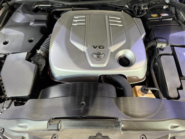 クラウン アスリート　６０ｔｈスペシャルエディション　ゼロクラ後期　イデアルエアサス　メーガンレーシングアッパーアーム　シートカバー　４本出しマフラー　電磁弁リモコン式エアサスキット　公認車検可　ロクサーニ２０インチホイール　バックモニター（58枚目）