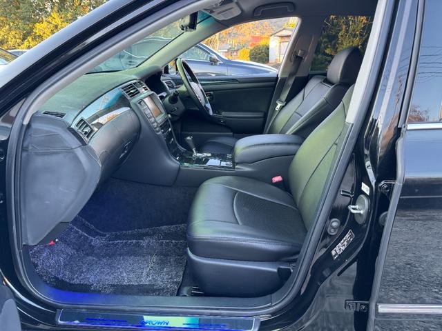 クラウン アスリート　６０ｔｈスペシャルエディション　ゼロクラ後期　イデアルエアサス　メーガンレーシングアッパーアーム　シートカバー　４本出しマフラー　電磁弁リモコン式エアサスキット　公認車検可　ロクサーニ２０インチホイール　バックモニター（64枚目）