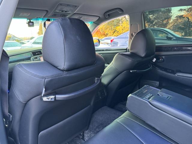 クラウン アスリート　６０ｔｈスペシャルエディション　ゼロクラ後期　イデアルエアサス　メーガンレーシングアッパーアーム　シートカバー　４本出しマフラー　電磁弁リモコン式エアサスキット　公認車検可　ロクサーニ２０インチホイール　バックモニター（72枚目）