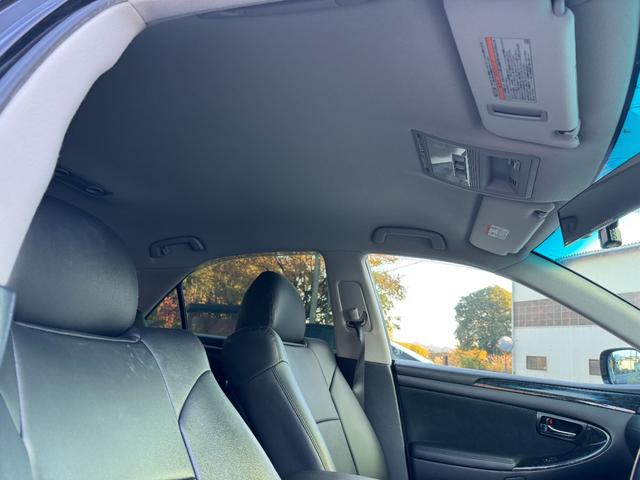 クラウン アスリート　６０ｔｈスペシャルエディション　ゼロクラ後期　イデアルエアサス　メーガンレーシングアッパーアーム　シートカバー　４本出しマフラー　電磁弁リモコン式エアサスキット　公認車検可　ロクサーニ２０インチホイール　バックモニター（76枚目）