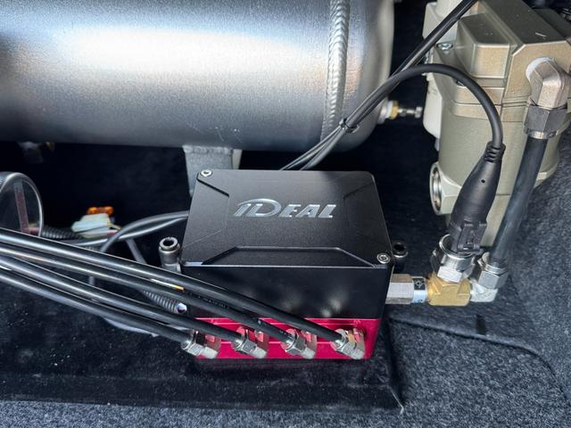 クラウン アスリート　６０ｔｈスペシャルエディション　ゼロクラ後期　イデアルエアサス　メーガンレーシングアッパーアーム　シートカバー　４本出しマフラー　電磁弁リモコン式エアサスキット　公認車検可　ロクサーニ２０インチホイール　バックモニター（78枚目）