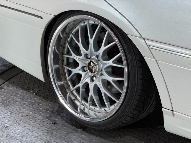 クラウン アスリートＶ　後期モデル　１ＪＺターボエンジン　ＡＩＭＧＡＩＮフルエアロ　ＲＳＲ車高調　メデューサ１８インチホイール　前後アッパーアーム　マフラー　１ＪＺＧＴＥエンジン（37枚目）