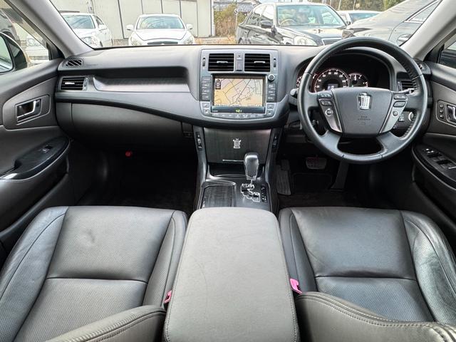 クラウン 2.5アスリート ナビパッケージ 200系 黒革シート 新品車高調 レグザス20インチホイール タイヤ4本新品交換済 フルエアロ ZEROパワーチャンバー クスコタワーバー Bluetoothオーディオ対応 パワーシートシートヒーター(7枚目)