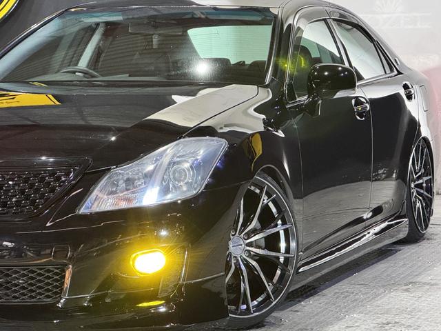 クラウン 2.5アスリート ナビパッケージ 200系 黒革シート 新品車高調 レグザス20インチホイール タイヤ4本新品交換済 フルエアロ ZEROパワーチャンバー クスコタワーバー Bluetoothオーディオ対応 パワーシートシートヒーター(16枚目)