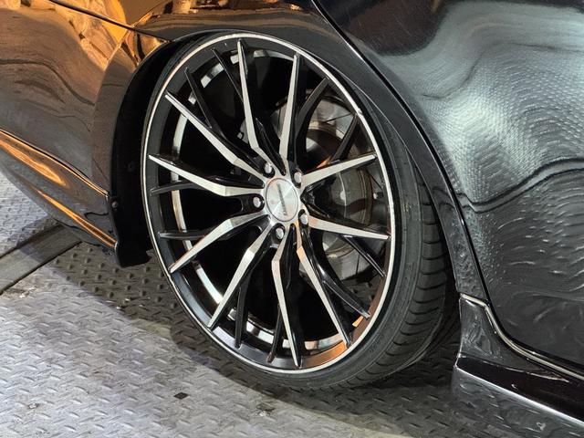 クラウン 2.5アスリート ナビパッケージ 200系 黒革シート 新品車高調 レグザス20インチホイール タイヤ4本新品交換済 フルエアロ ZEROパワーチャンバー クスコタワーバー Bluetoothオーディオ対応 パワーシートシートヒーター(37枚目)