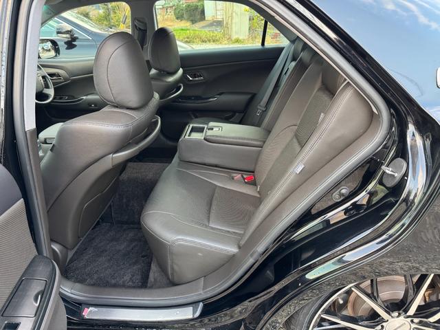 クラウン 2.5アスリート ナビパッケージ 200系 黒革シート 新品車高調 レグザス20インチホイール タイヤ4本新品交換済 フルエアロ ZEROパワーチャンバー クスコタワーバー Bluetoothオーディオ対応 パワーシートシートヒーター(64枚目)