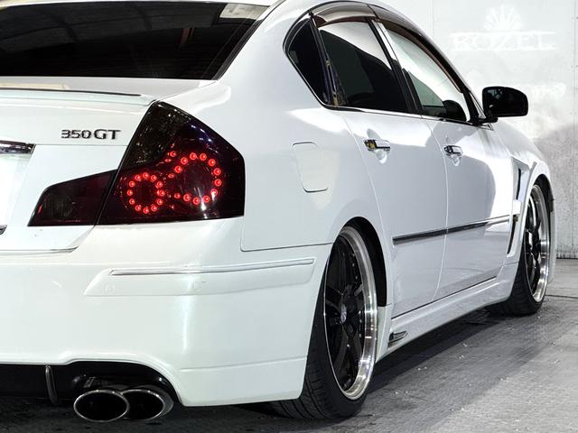 フーガ ３５０ＧＴスポーツパッケージ　Ｙ５０　Ｋ－ＢＲＥＡＫフルエアロ　ガレージマジカル車高調　ロクサーニグラスターファイブ２０インチホイール　シートカバー　スマートキープッシュスタート　バックカメラ（5枚目）